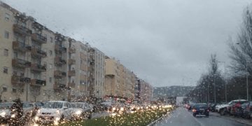 IPMA emite aviso vermelho para Região Oeste devido à agitação marítima