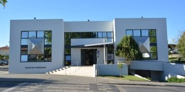 Cadaval melhora execução orçamental e piora resultado líquido em 2023