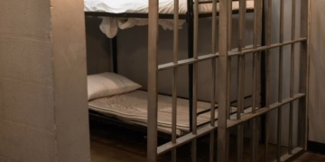 Neonazi Mário Machado vai entregar-se em 26 de maio para cumprir pena nas Caldas da Rainha