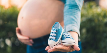 Mulheres Socialistas pedem demissão da ministra da Saúde acusando-a de abandonar grávidas