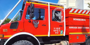 Incêndio no exaustor de churrasqueira causa um ferido ligeiro em Arruda dos Vinhos